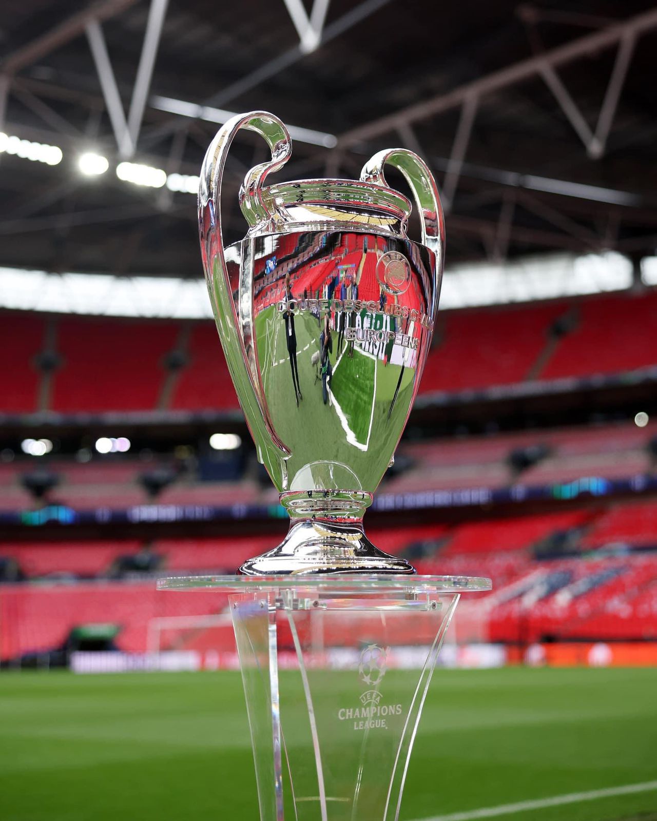 Real Madrid y Borussia Dortmund disputan hoy a la final de la Champions League .