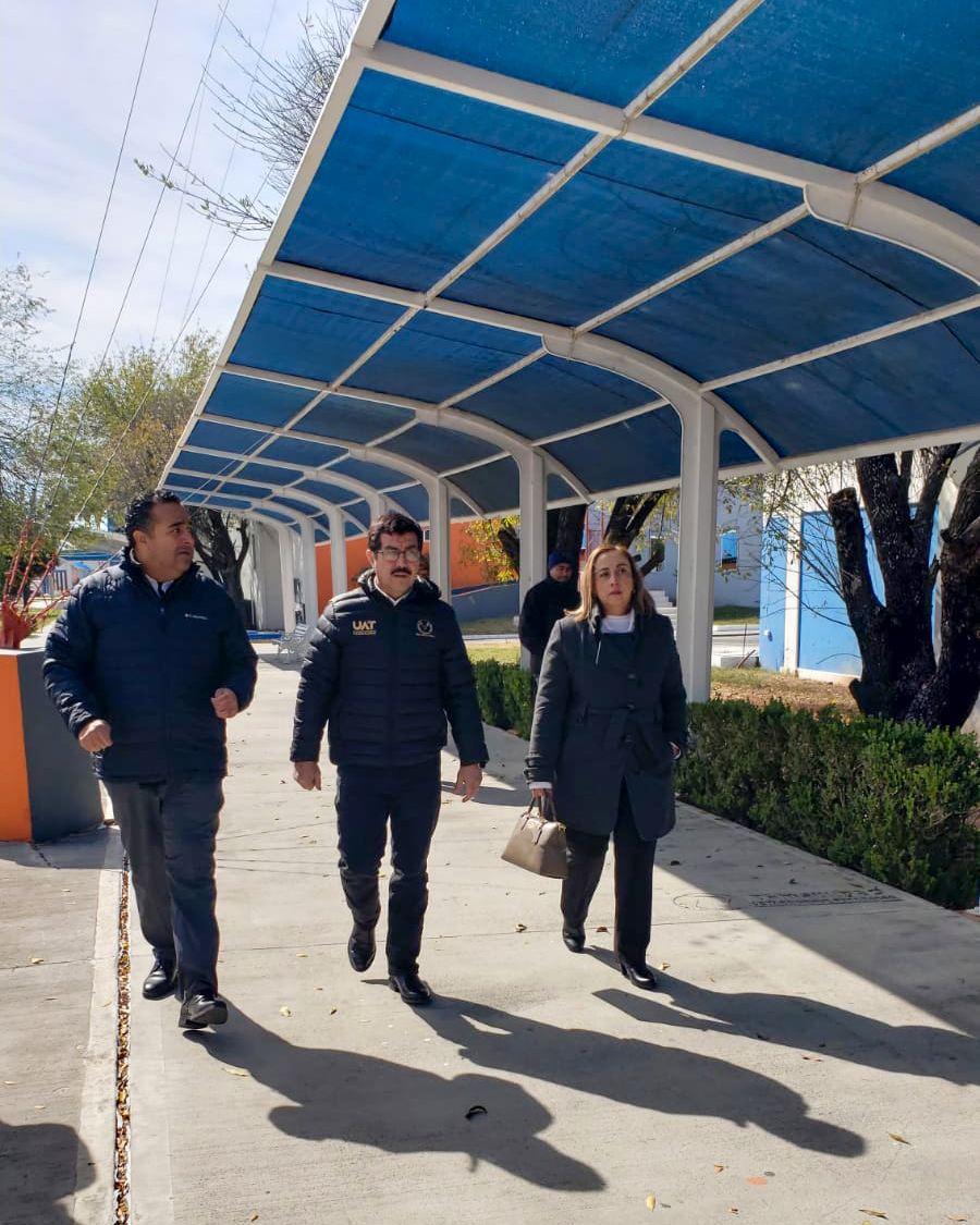 Rector Dámaso Anaya supervisa obras de la UAT en Nuevo Laredo - En Público
